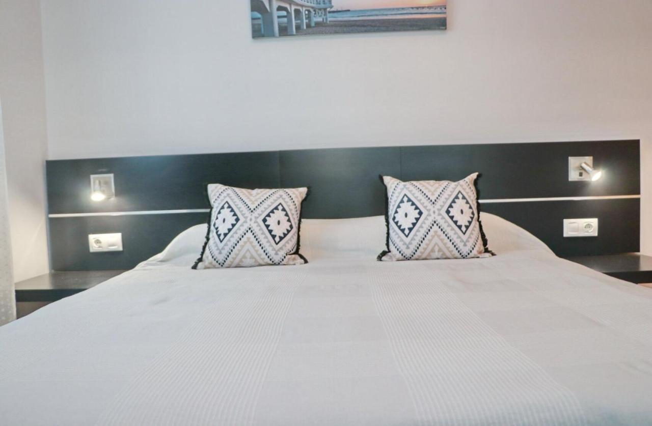Apartamento Bateles 科尼尔-德拉弗龙特拉 外观 照片